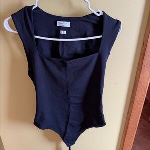 Aritzia Contour Thong Bodysuit